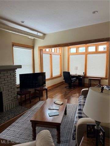 11433 Ashbury Avenue 12, Cleveland, OH 44106