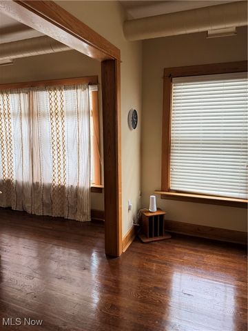 11433 Ashbury Avenue 12, Cleveland, OH 44106