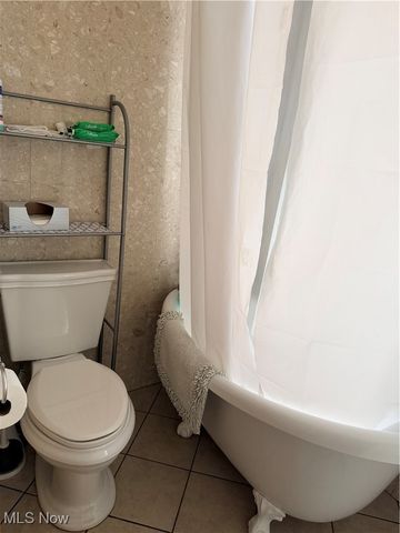 11433 Ashbury Avenue 12, Cleveland, OH 44106