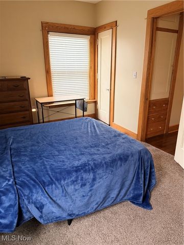 11433 Ashbury Avenue 12, Cleveland, OH 44106