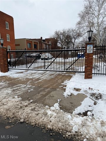 11433 Ashbury Avenue 12, Cleveland, OH 44106