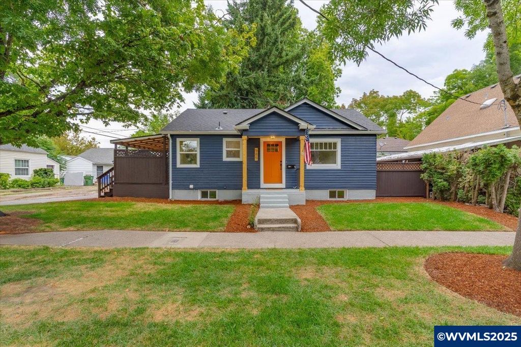585 Jefferson St NE, Salem, OR 97301