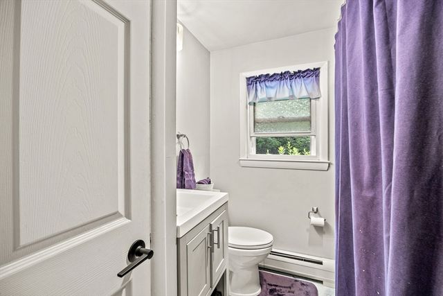 51 Westbrook Rd, South Hadley, MA 01075