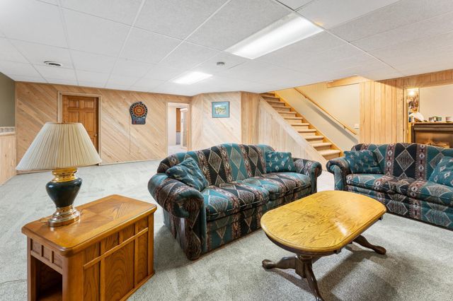 645 8th Avenue NE, Pine City, MN 55063