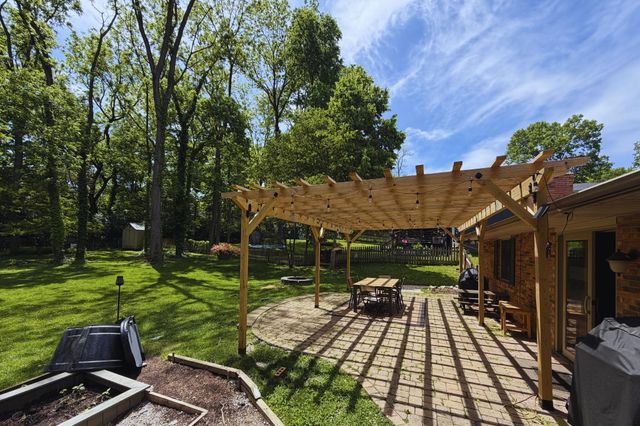 3765 Frostwood Drive, Dayton, OH 45430