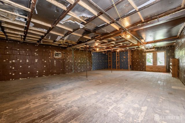 172 Lyon Street, Paterson, NJ 07524