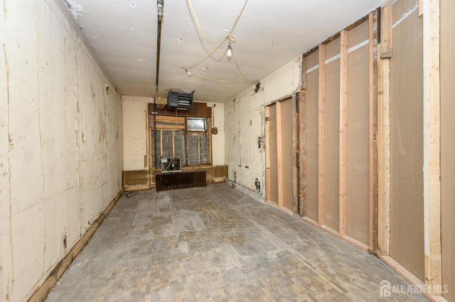 172 Lyon Street, Paterson, NJ 07524