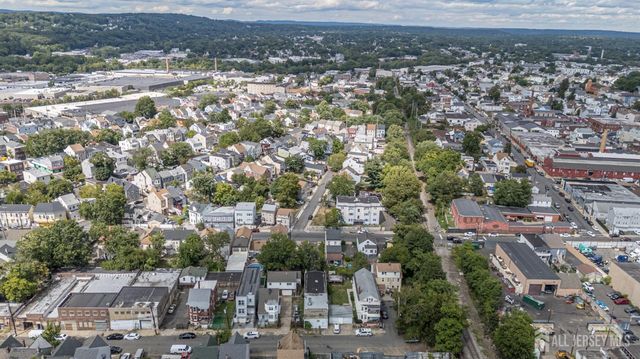 172 Lyon Street, Paterson, NJ 07524