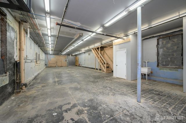 172 Lyon Street, Paterson, NJ 07524