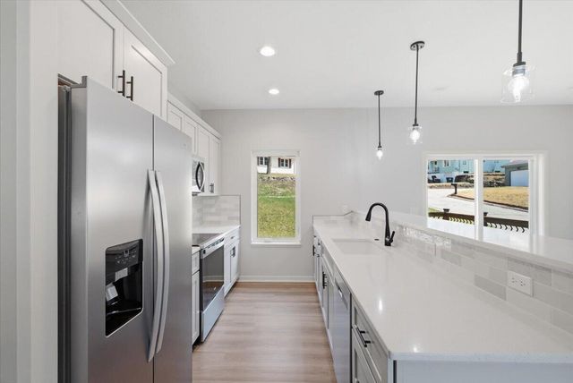 2403 N BROADWAY Street, Council Bluffs, IA 51503