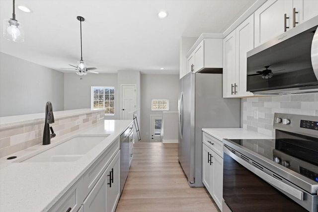 2403 N BROADWAY Street, Council Bluffs, IA 51503