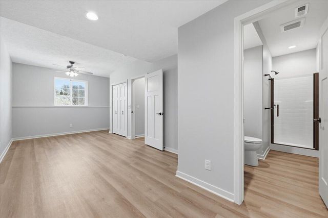 2403 N BROADWAY Street, Council Bluffs, IA 51503