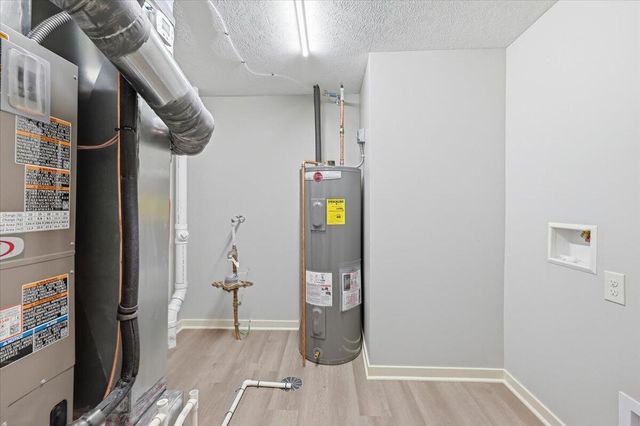 2403 N BROADWAY Street, Council Bluffs, IA 51503