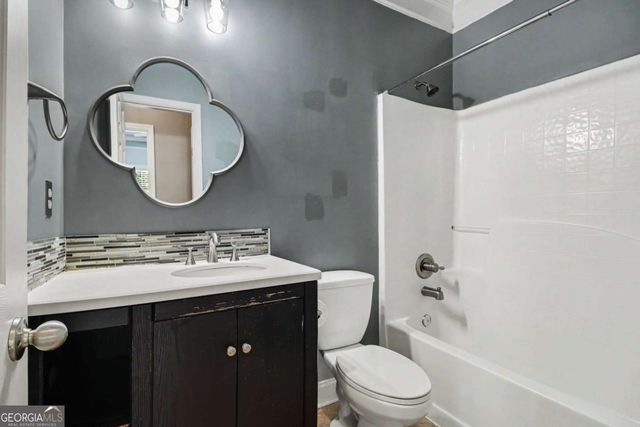 810 Sapphire Lane, Sugar Hill, GA 30518