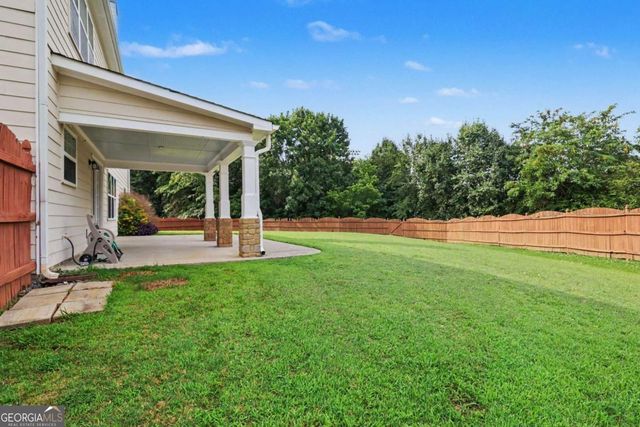 810 Sapphire Lane, Sugar Hill, GA 30518