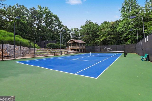 810 Sapphire Lane, Sugar Hill, GA 30518