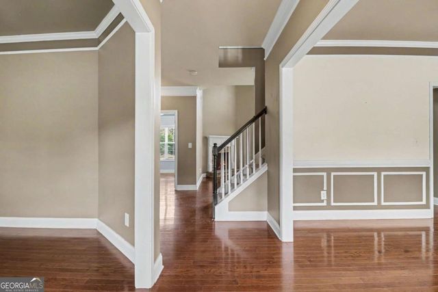 810 Sapphire Lane, Sugar Hill, GA 30518