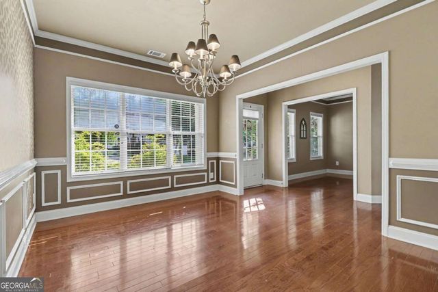 810 Sapphire Lane, Sugar Hill, GA 30518