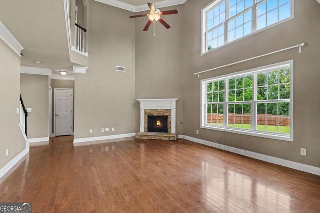 810 Sapphire Lane, Sugar Hill, GA 30518