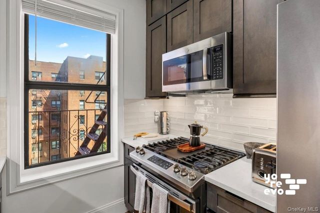 83-84 116th Street 4A, Richmond Hill, NY 11418