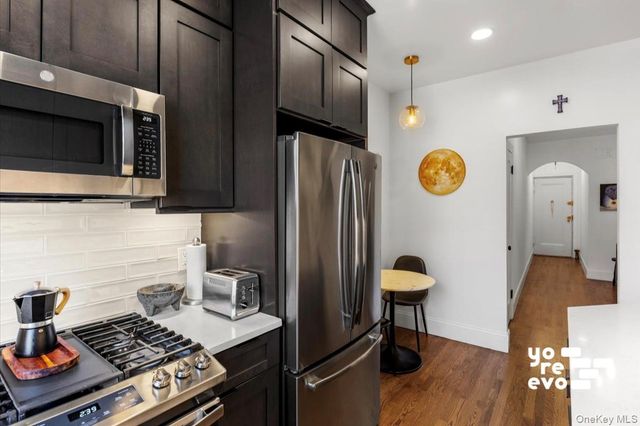 83-84 116th Street 4A, Richmond Hill, NY 11418