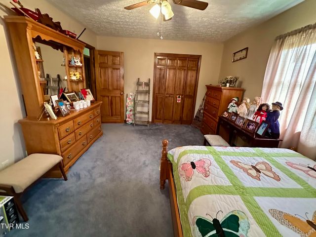 1456 Osbornes Gap Road, Clintwood, VA 24228