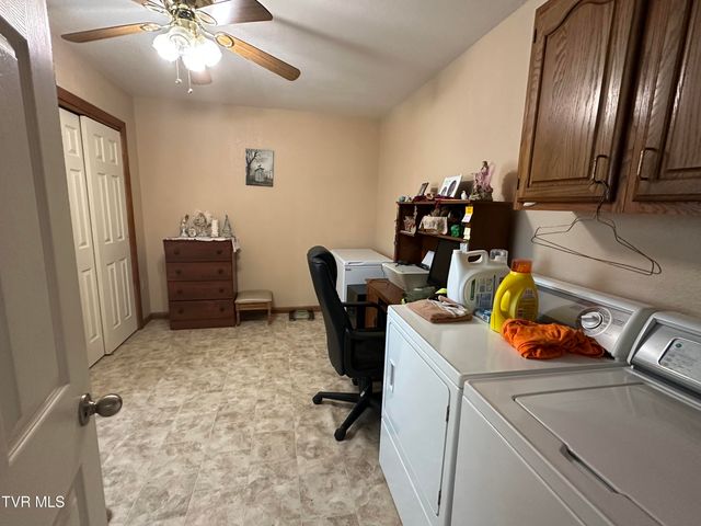 1456 Osbornes Gap Road, Clintwood, VA 24228