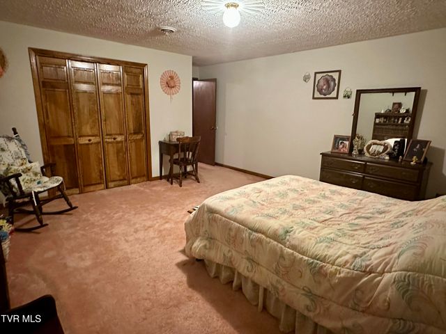 1456 Osbornes Gap Road, Clintwood, VA 24228