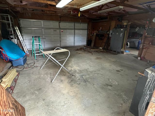 1456 Osbornes Gap Road, Clintwood, VA 24228