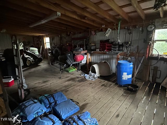 1456 Osbornes Gap Road, Clintwood, VA 24228