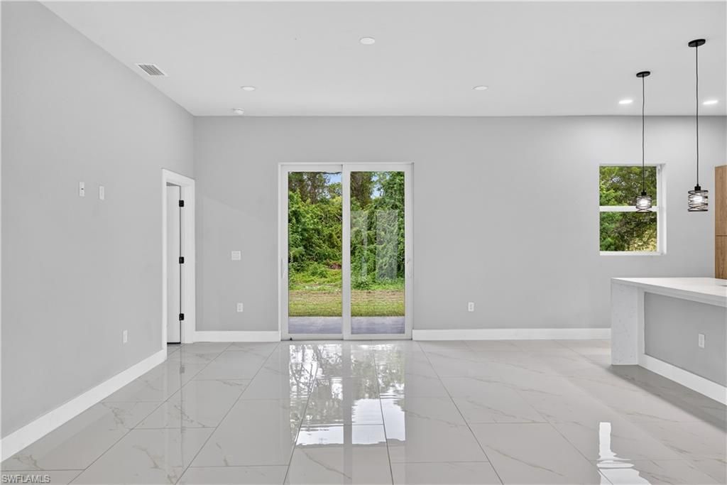 525 Genesee AVE S, LEHIGH ACRES, FL 33974 — photo 5