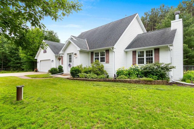 6383 KELLY JO DRIVE, Abrams, WI 54101