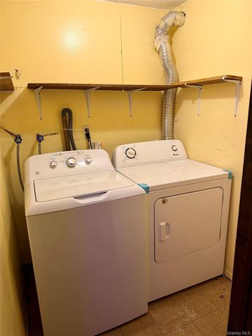 28 Urban Drive, Selden, NY 11784