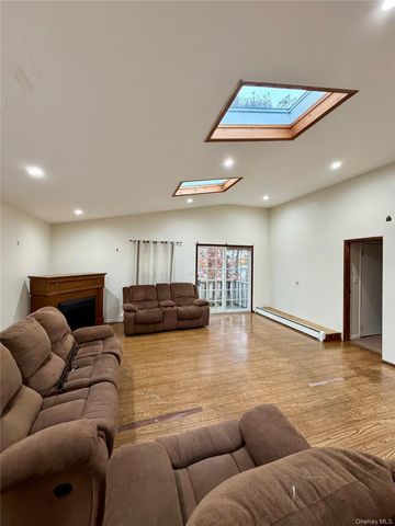 28 Urban Drive, Selden, NY 11784