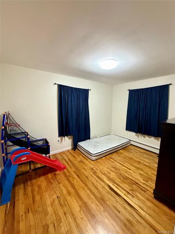 28 Urban Drive, Selden, NY 11784