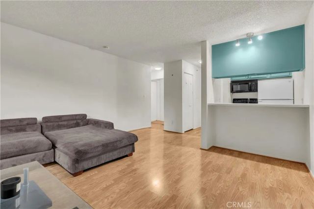 525 S Ardmore 253, Los Angeles, CA 90020