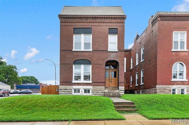6827 Minnesota Avenue, St Louis, MO 63111