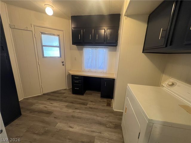 3020 West Charleston Park Avenue, Pahrump, NV 89048