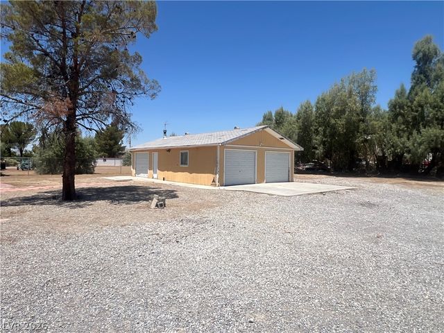 3020 West Charleston Park Avenue, Pahrump, NV 89048