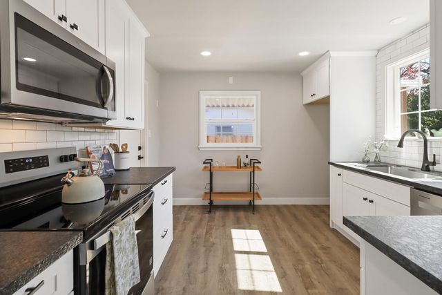 3120 El Camino Ave, Sacramento, CA 95821