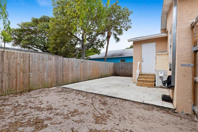 534 21st Street, West Palm Beach, FL 33407