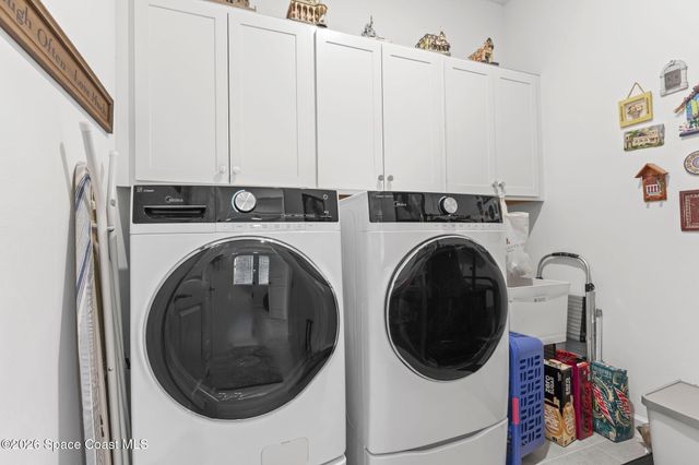 2372 Great Belt Circle, Melbourne, FL 32940