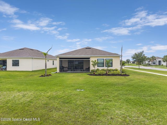 2372 Great Belt Circle, Melbourne, FL 32940