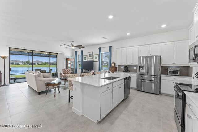 2372 Great Belt Circle, Melbourne, FL 32940