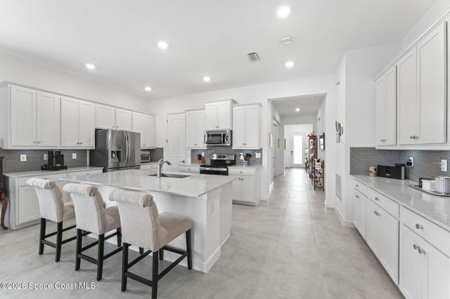 2372 Great Belt Circle, Melbourne, FL 32940