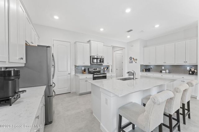 2372 Great Belt Circle, Melbourne, FL 32940