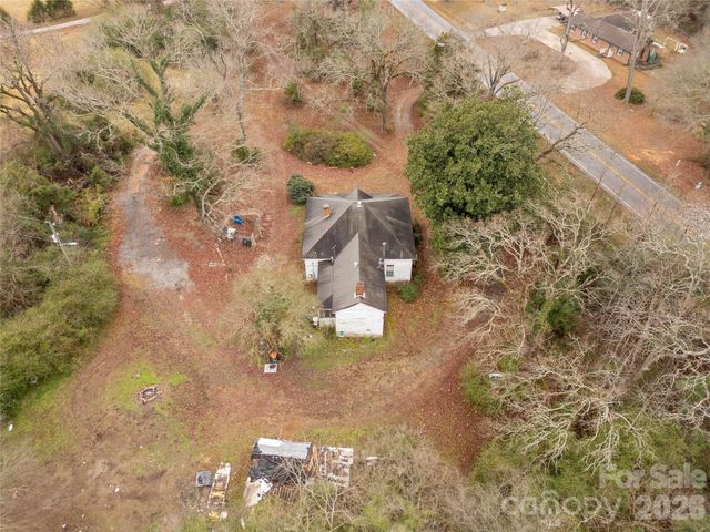 3878 Catawba River Road, Fort Lawn, SC 29714