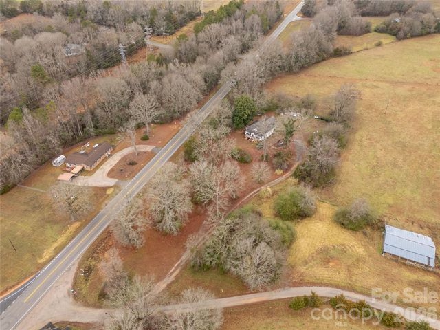 3878 Catawba River Road, Fort Lawn, SC 29714