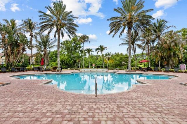 3721 NW Mediterranean Lane 8-304, Jensen Beach, FL 34957