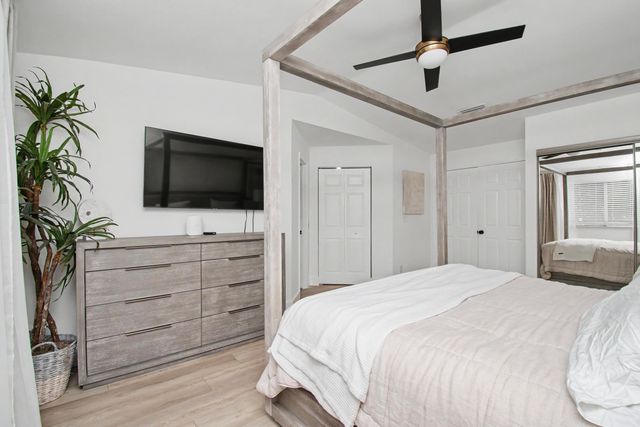 6744 Via Regina, Boca Raton, FL 33433